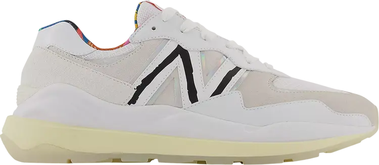 Кроссовки New Balance 57/40 'Pride', белый
Кроссовки New Balance 57/40 'Pride', белый