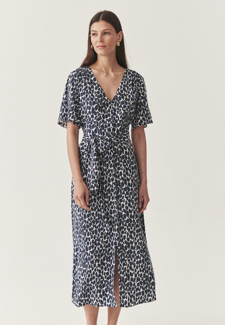 Платье TATUUM Day dress, Navy Blue/Dark Blue
Платье TATUUM Day dress, Navy Blue/Dark Blue