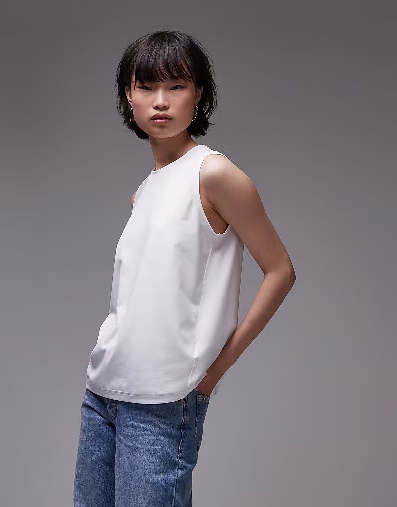 Супермягкая майка ARKET белого цвета
Супермягкая майка ARKET белого цвета