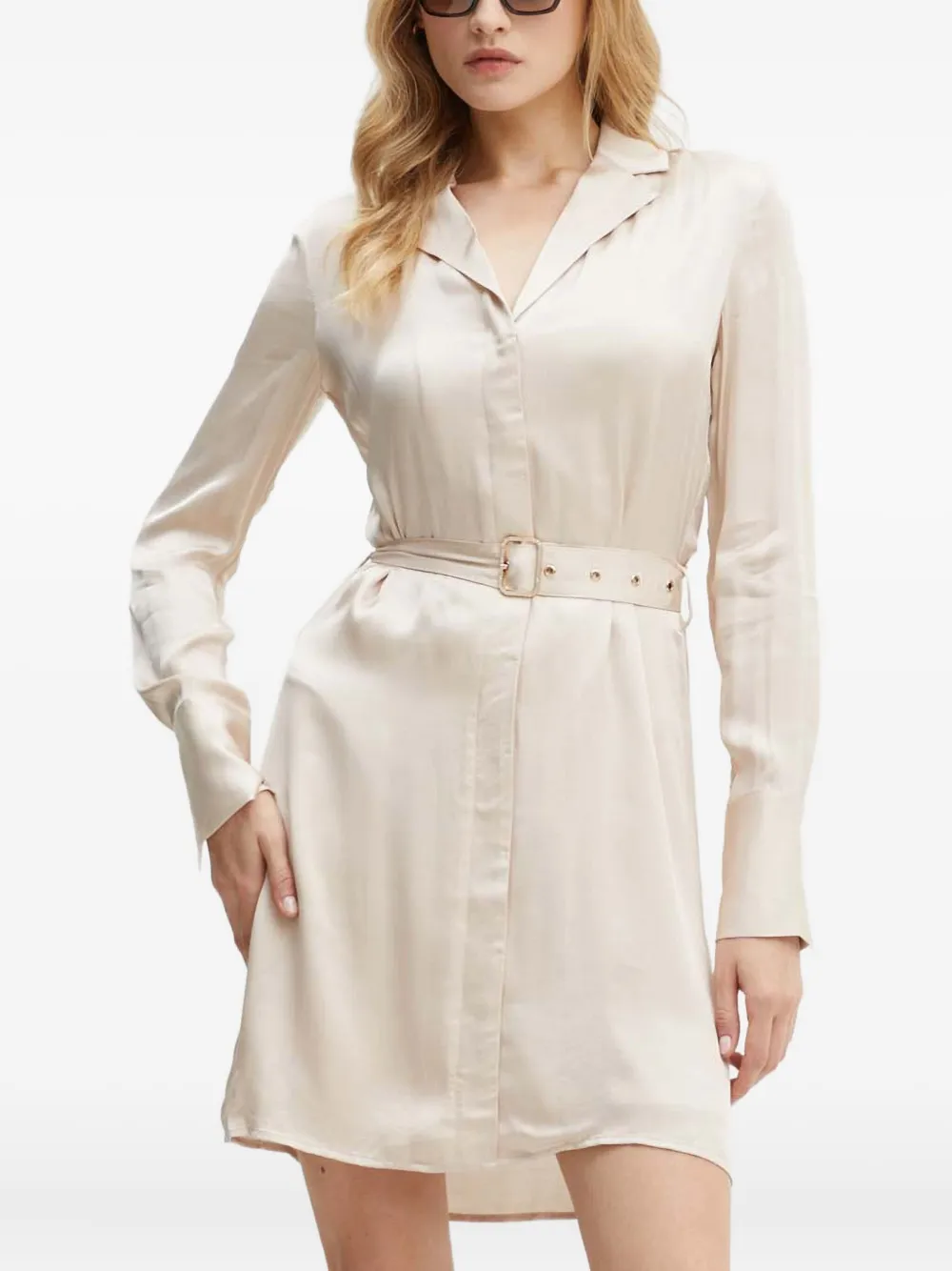 Платье-рубашка мини с поясом Guess Usa, нейтральный
Платье-рубашка мини с поясом Guess Usa, нейтральный