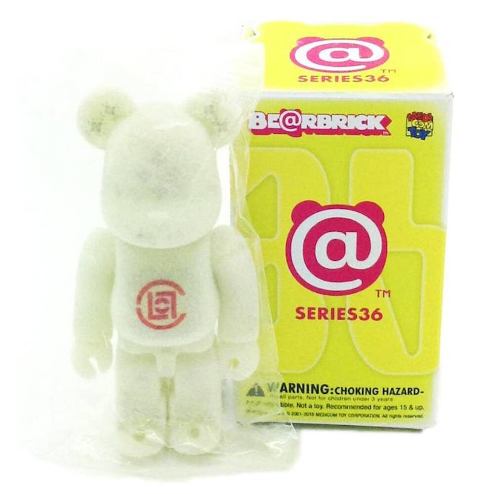 Фигурка виниловая Bearbrick x CLOT Series 36 w/ Box and Card (Flocked) 100%, светящийся в темноте
Фигурка виниловая Bearbrick x CLOT Series 36 w/ Box and Card (Flocked) 100%, светящийся в темноте