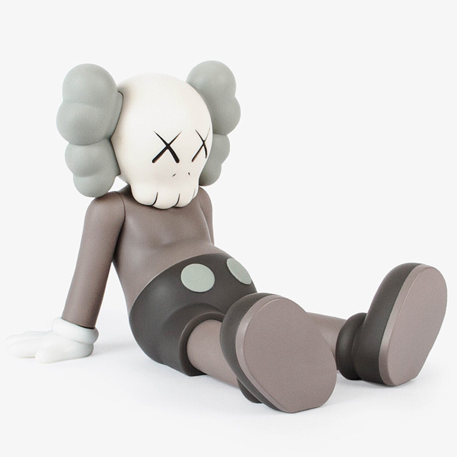 Виниловая фигурка Kaws Holiday Taipei, коричневый
Виниловая фигурка Kaws Holiday Taipei, коричневый