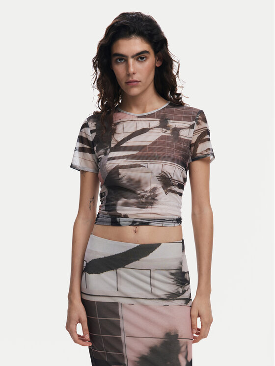 Футболка обычного кроя 25SWTK99 Desigual, черный
Футболка обычного кроя 25SWTK99 Desigual, черный