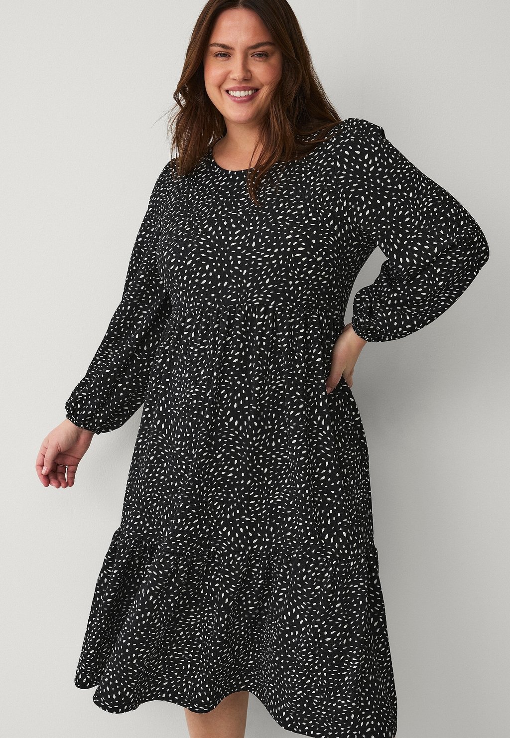 Повседневное платье KLEID Ellos Plus collection, мультиколор
Повседневное платье KLEID Ellos Plus collection, мультиколор