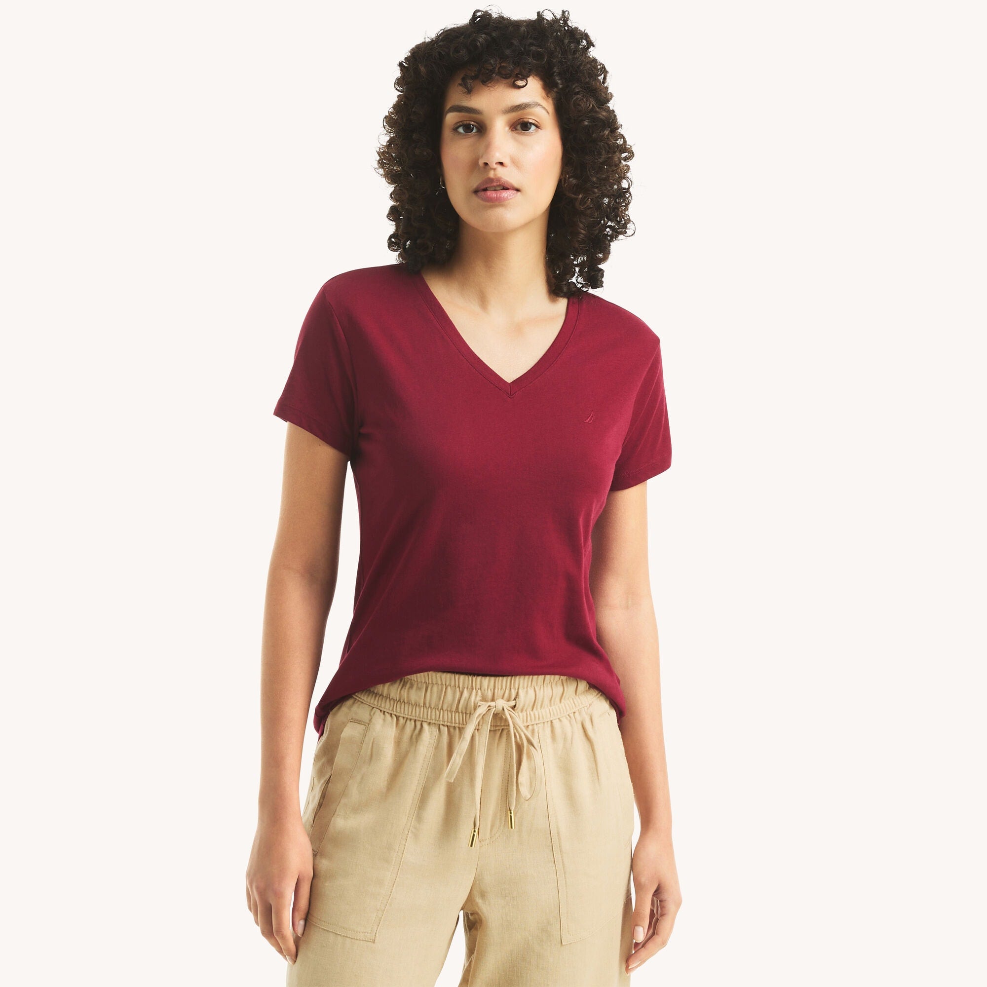 Женская футболка с V-образным вырезом Nautica, Deep Rouge
Женская футболка с V-образным вырезом Nautica, Deep Rouge