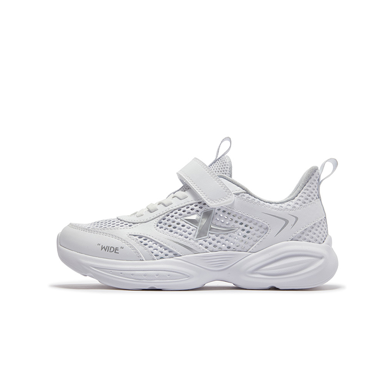 Кроссовки детские с низким верхом и противоскользящим покрытием XTEP, белый 
Кроссовки детские с низким верхом и противоскользящим покрытием XTEP, белый