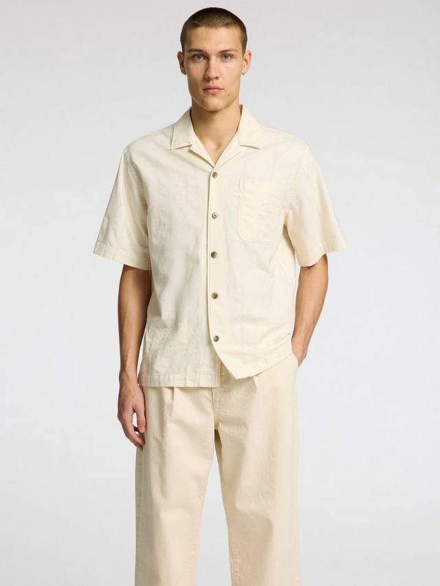 Обычная рубашка для отдыха из окрашенной смесовой органической хлопковой ткани Selected, Raw Cotton Undyed
Обычная рубашка для отдыха из окрашенной смесовой органической хлопковой ткани Selected, Raw Cotton Undyed