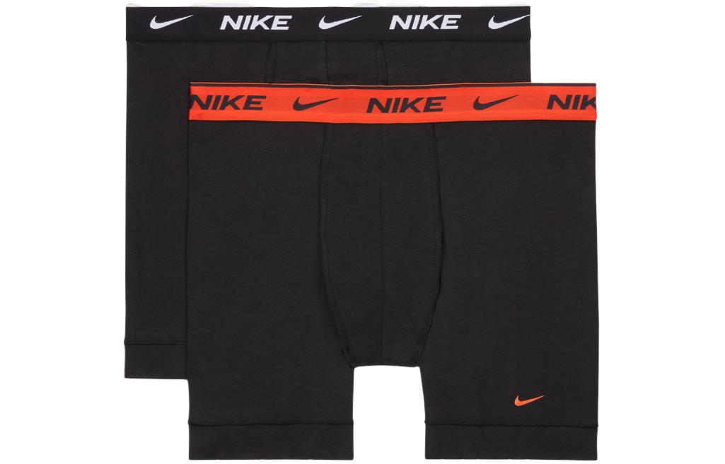 Мужские боксеры Nike, 2 шт (черный/командный оранжевый/черный)
Мужские боксеры Nike, 2 шт (черный/командный оранжевый/черный)