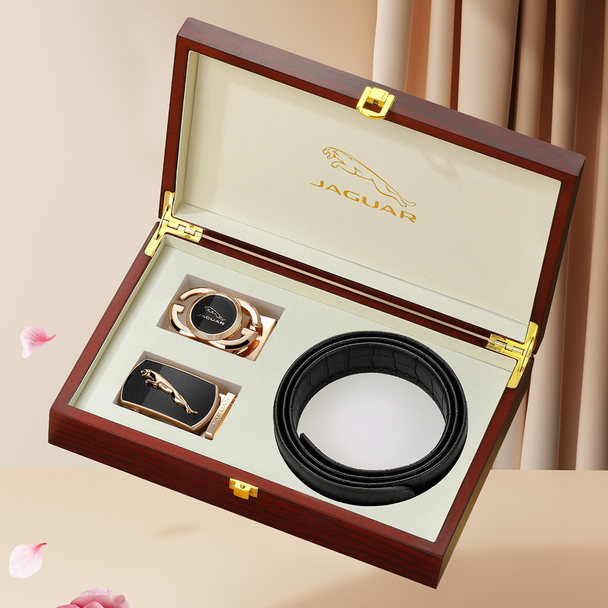 Кожаный ремень из коровьей кожи мужской 3.5см JAGUAR
Кожаный ремень из коровьей кожи мужской 3.5см JAGUAR