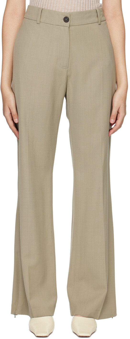 Брюки цвета хаки Rie Studio Nicholson
Брюки цвета хаки Rie Studio Nicholson