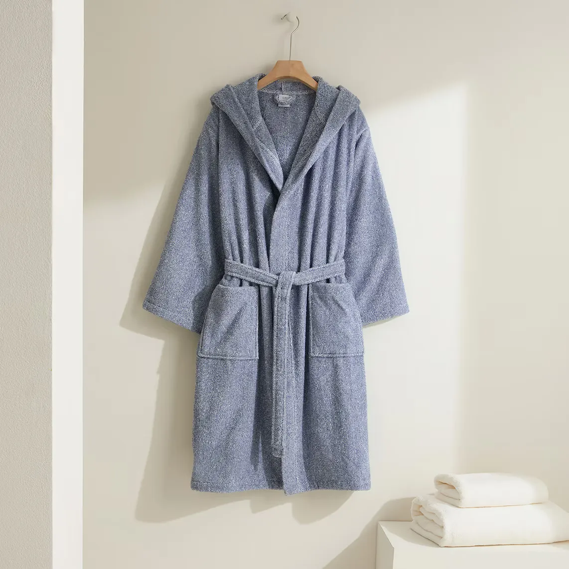 Хлопковый халат 430 гр/м2 Melange El Corte Inglés, синий
Хлопковый халат 430 гр/м2 Melange El Corte Inglés, синий