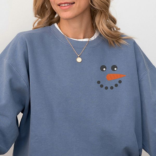 Вышитая мордочка снеговика - женский свитшот с принтом Simply Sage Market, Blue Jean
Вышитая мордочка снеговика - женский свитшот с принтом Simply Sage Market, Blue Jean