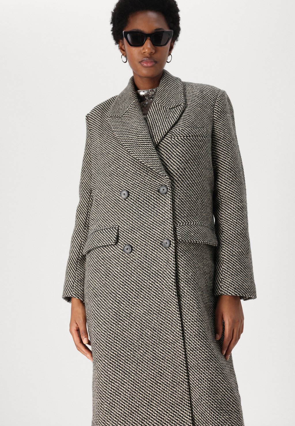 Классическое пальто SLOANE COAT Cras, серо-коричневый
Классическое пальто SLOANE COAT Cras, серо-коричневый