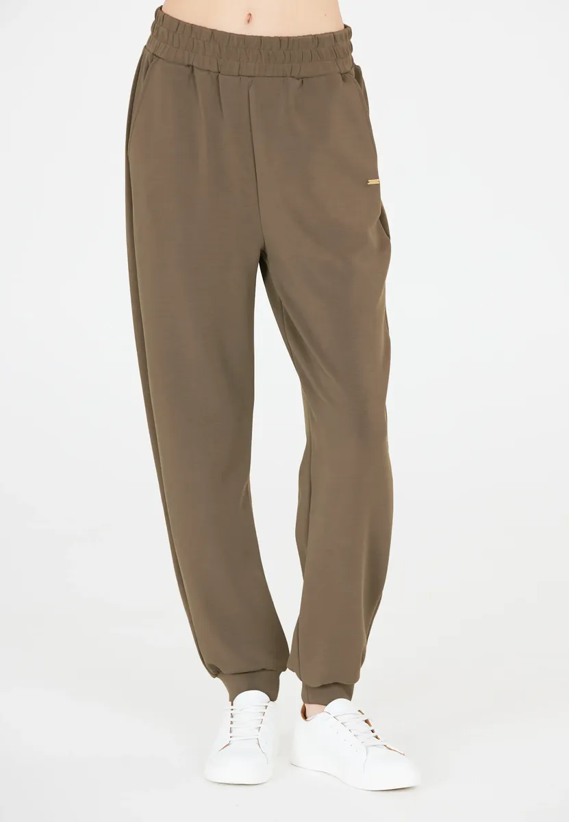 Спортивные брюки ATHLECIA "Paris" из приятной мягкой и эластичной смеси материалов, хаки
Спортивные брюки ATHLECIA "Paris" из приятной мягкой и эластичной смеси материалов, хаки