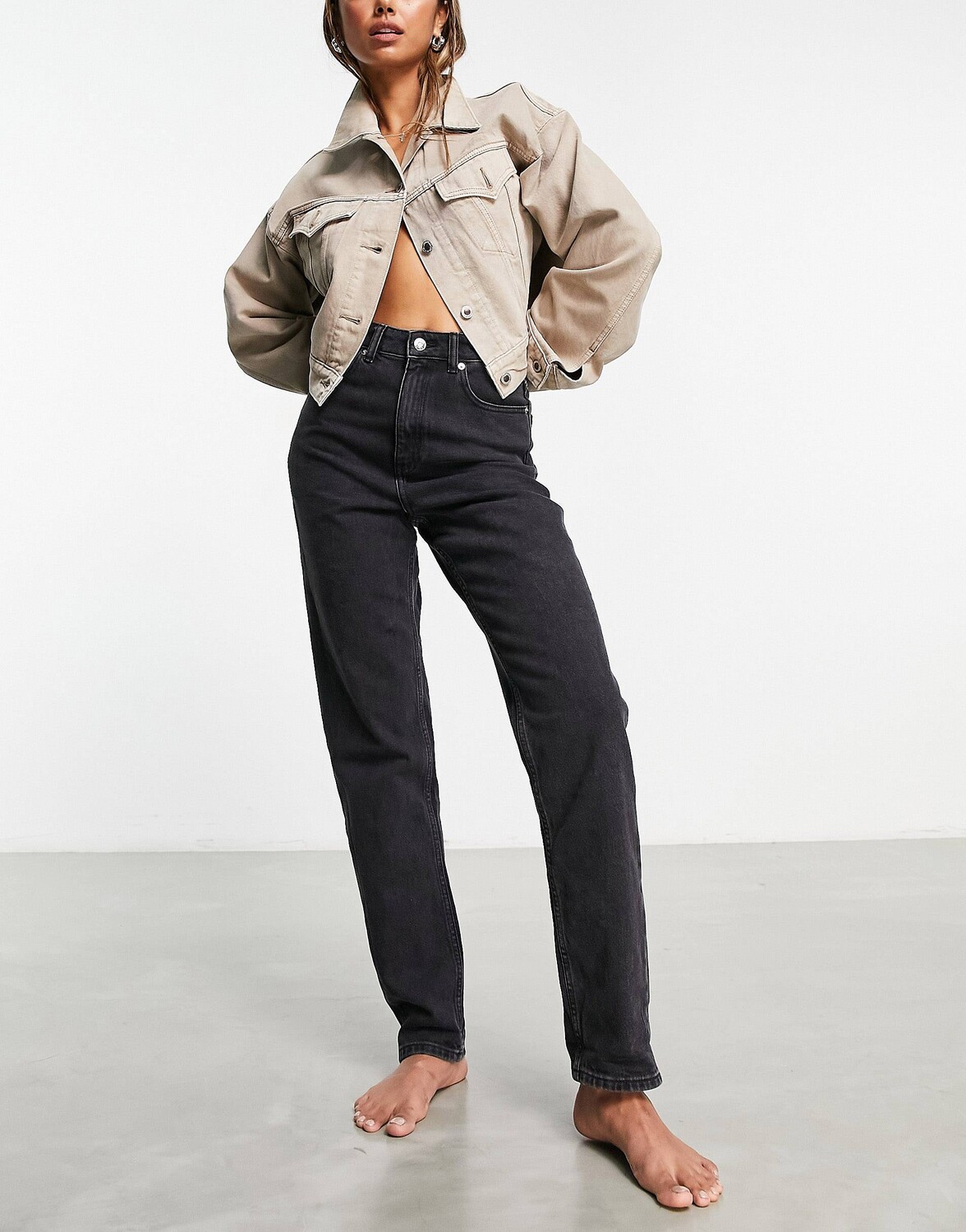 Черные зауженные джинсы ASOS DESIGN
Черные зауженные джинсы ASOS DESIGN