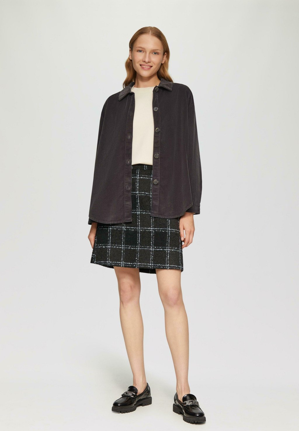 Юбка А-силуэта MIT PEPITA MUSTER s.Oliver, черный 
Юбка А-силуэта MIT PEPITA MUSTER s.Oliver, черный