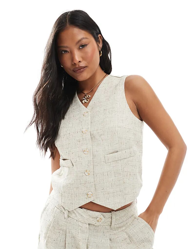 Жилет Vero Moda Petite, приталенный в цвете овсянки
Жилет Vero Moda Petite, приталенный в цвете овсянки