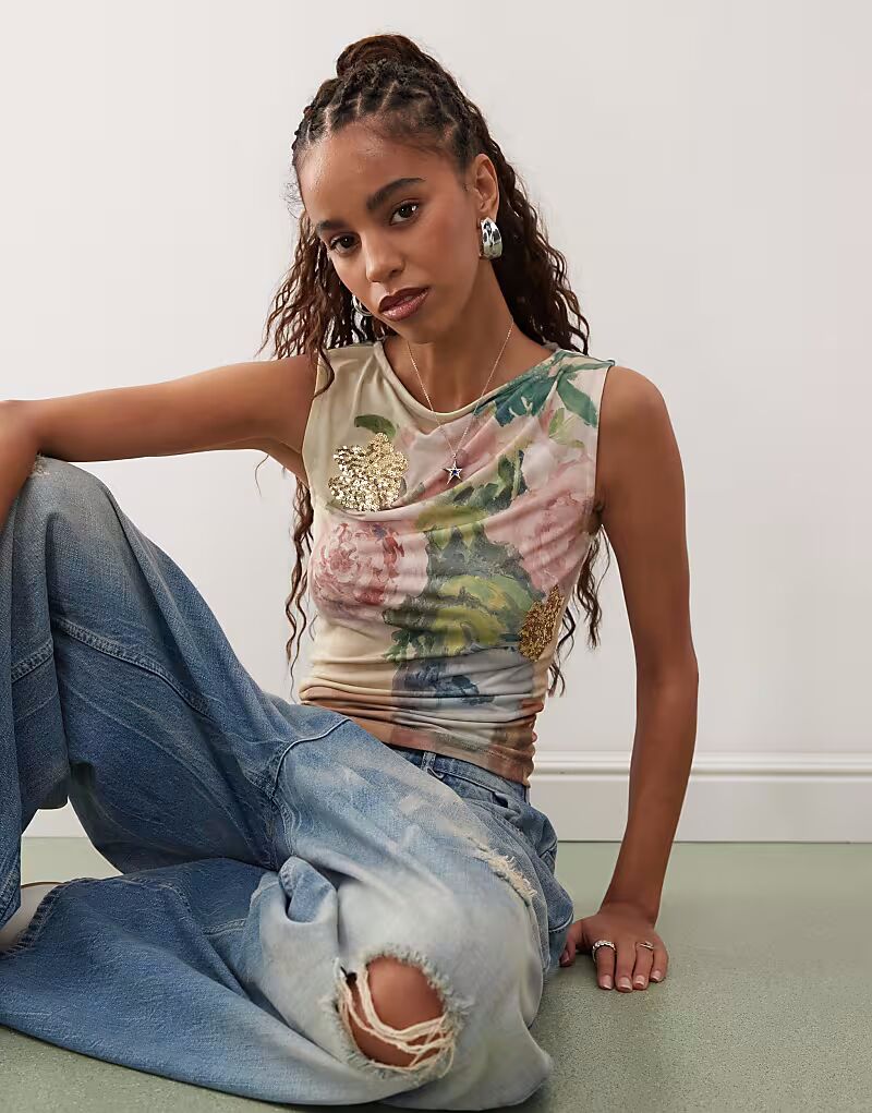 Топ Reclaimed Vintage licensed Ashmolean tank with applique
Топ Reclaimed Vintage licensed Ashmolean tank with applique