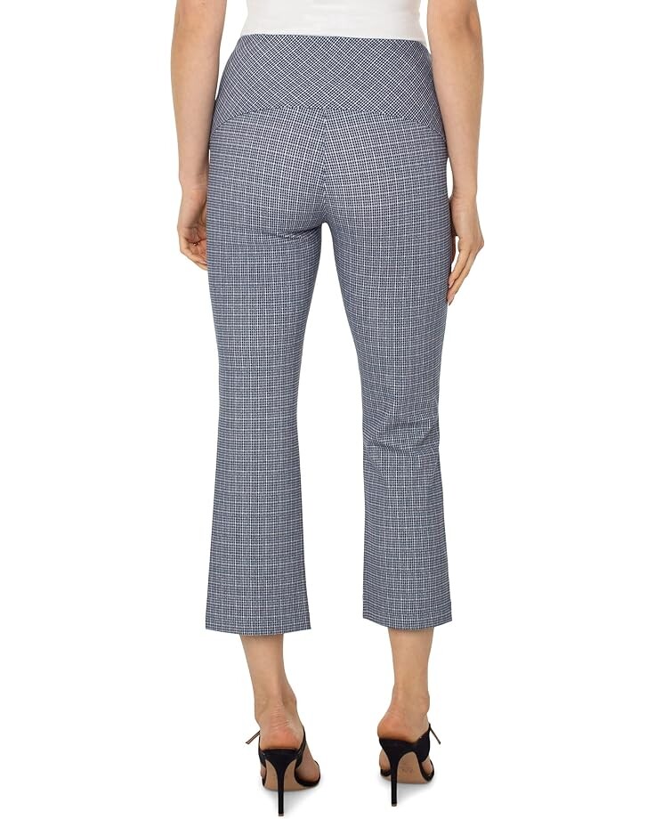 Брюки Liverpool Los Angeles Stella Kick Flare, цвет Cosmic Navy Mini Box Plaid
Брюки Liverpool Los Angeles Stella Kick Flare, цвет Cosmic Navy Mini Box Plaid