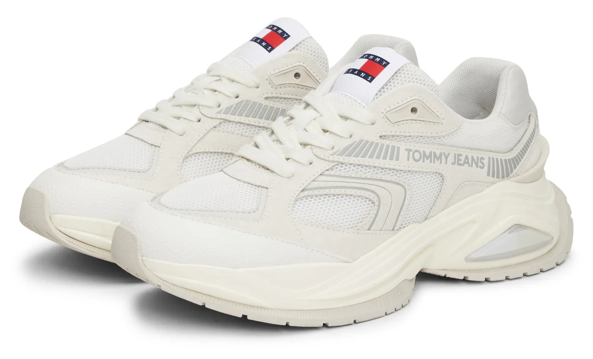 Кроссовки на танкетке Tommy Jeans "TJW TRENDY RETRO RUNNER", повседневная обувь, полуботинки, туфли на шнуровке, уродливые кроссовки с надписью-логотипом, цвет Ecru
Кроссовки на танкетке Tommy Jeans "TJW TRENDY RETRO RUNNER", повседневная обувь, полуботинки, туфли на шнуровке, уродливые кроссовки с надписью-логотипом, цвет Ecru