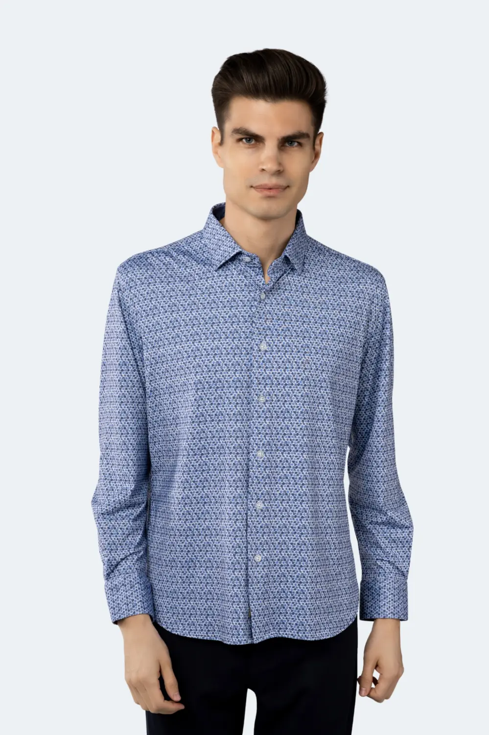 Белая, мультиколор 
Белая, мультиколор