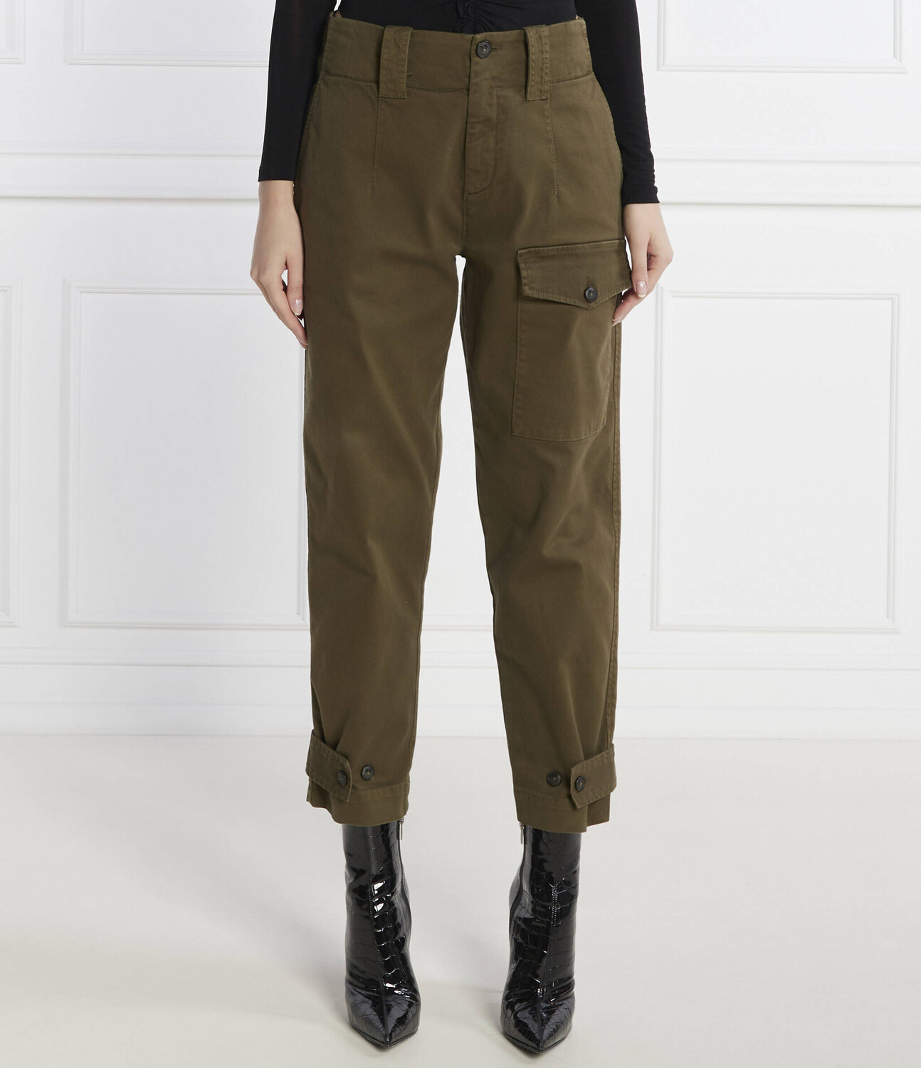 Брюки Pinko cargo LUCERNA Regular Fit, цвет cachi
Брюки Pinko cargo LUCERNA Regular Fit, цвет cachi