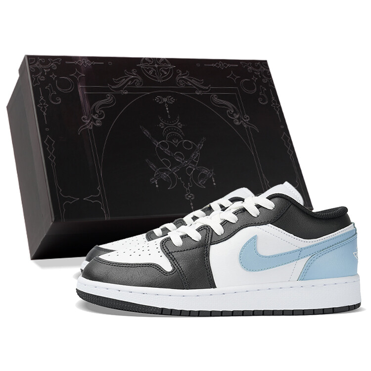 Баскетбольные кроссовки Air 1 для детей, начальная школа Jordan, черный/синий 
Баскетбольные кроссовки Air 1 для детей, начальная школа Jordan, черный/синий