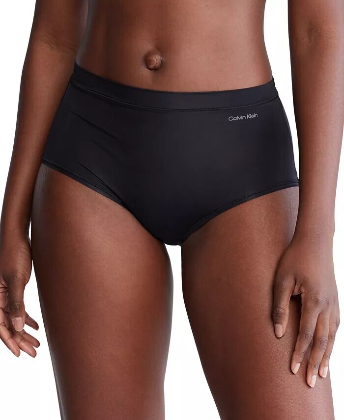 Женское нижнее белье Ideal с микровысокой талией QD5178 Calvin Klein, черный
Женское нижнее белье Ideal с микровысокой талией QD5178 Calvin Klein, черный