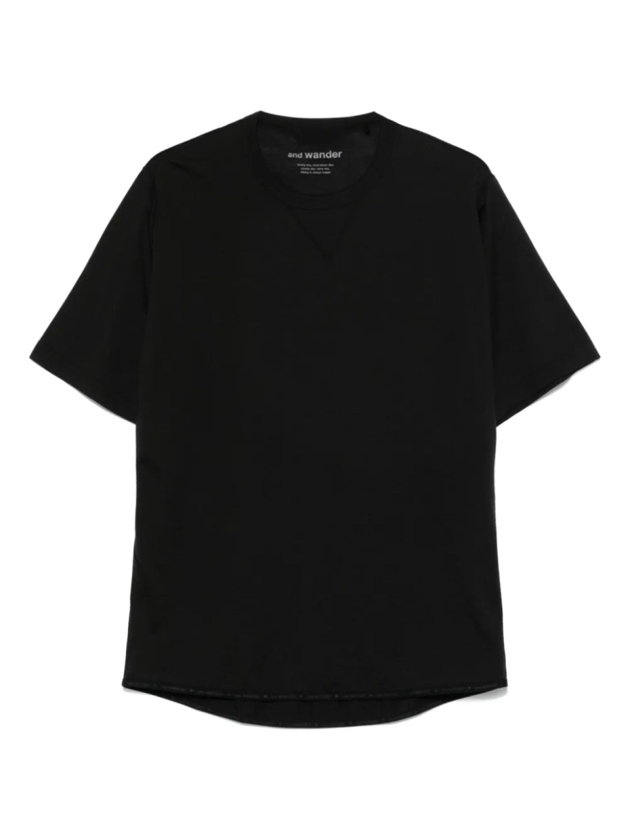 Футболка из шерсти And Wander, черный
Футболка из шерсти And Wander, черный