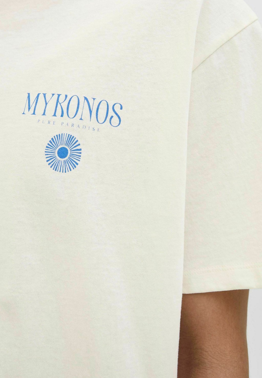 Футболка с принтом JORMYK TEE SS CREW NECK PLS Jack & Jones, кремовый
Футболка с принтом JORMYK TEE SS CREW NECK PLS Jack & Jones, кремовый