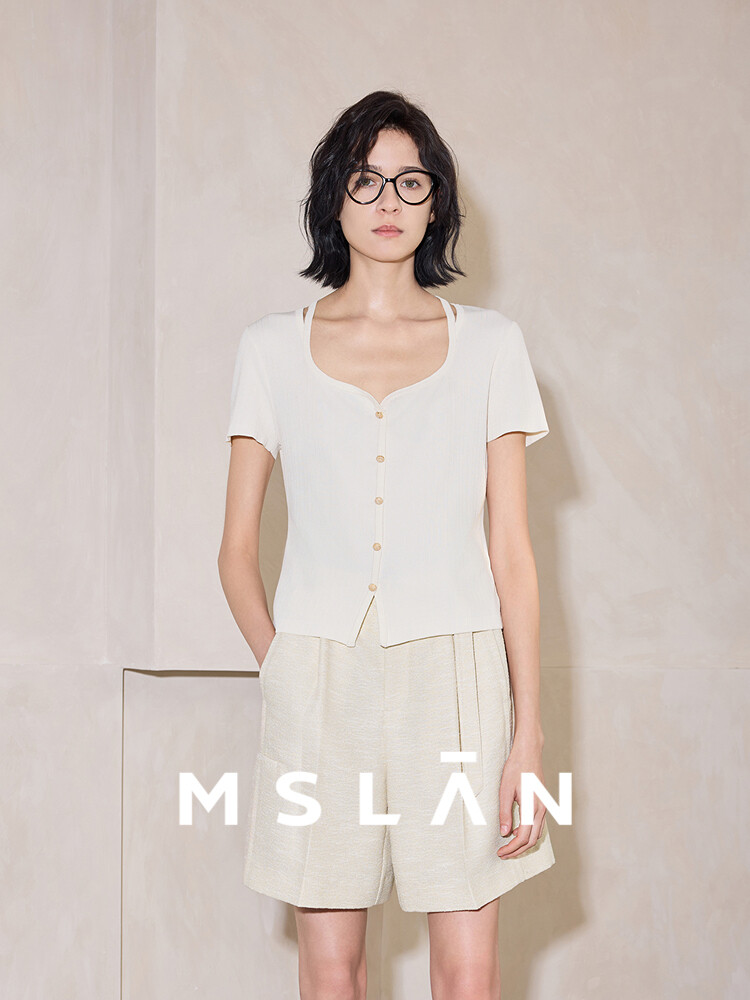 Блузка Mslan с U-образным вырезом, миндальный
Блузка Mslan с U-образным вырезом, миндальный