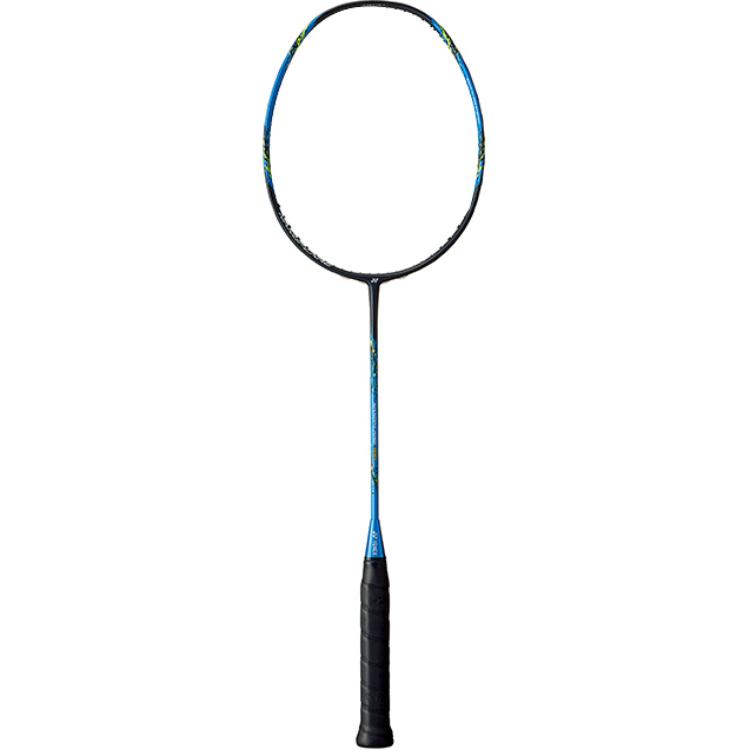 Легкая ракетка для бадминтона YONEX
Легкая ракетка для бадминтона YONEX