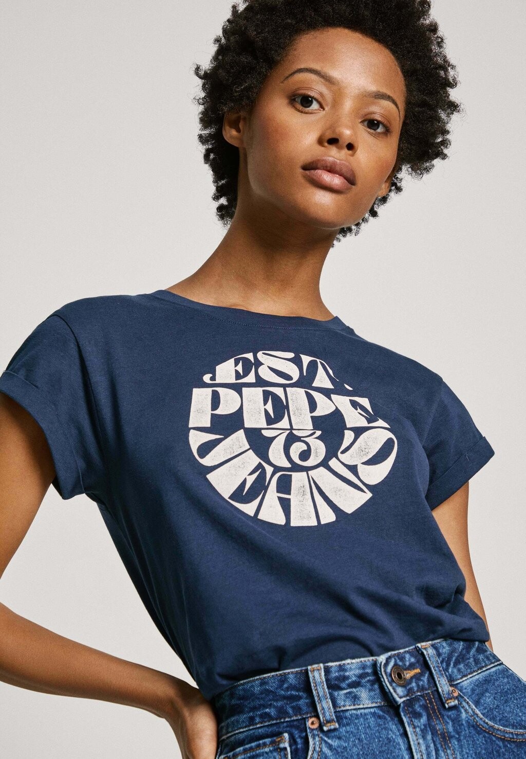 Принт на футболке ELVIA Pepe Jeans, темно-синий
Принт на футболке ELVIA Pepe Jeans, темно-синий