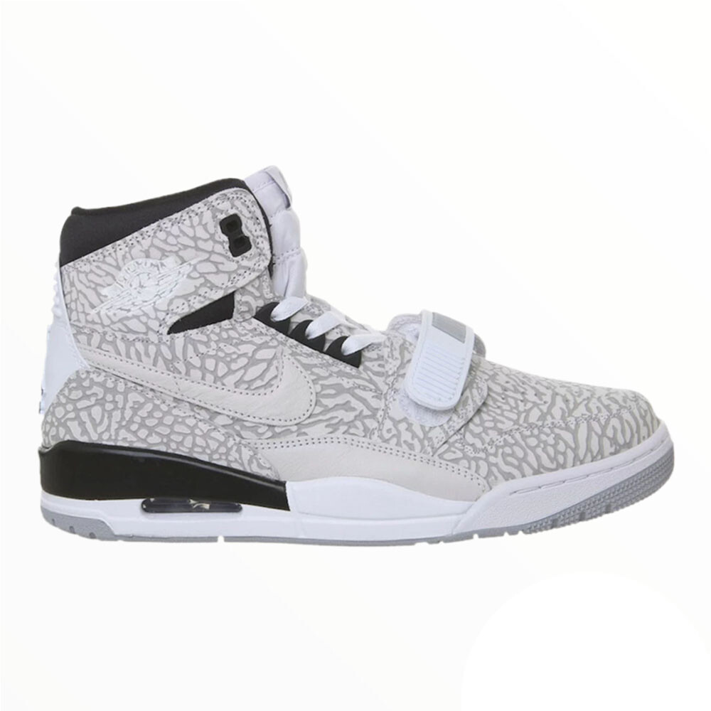 Кроссовки Nike Jordan Legacy 312 GS, серый
Кроссовки Nike Jordan Legacy 312 GS, серый