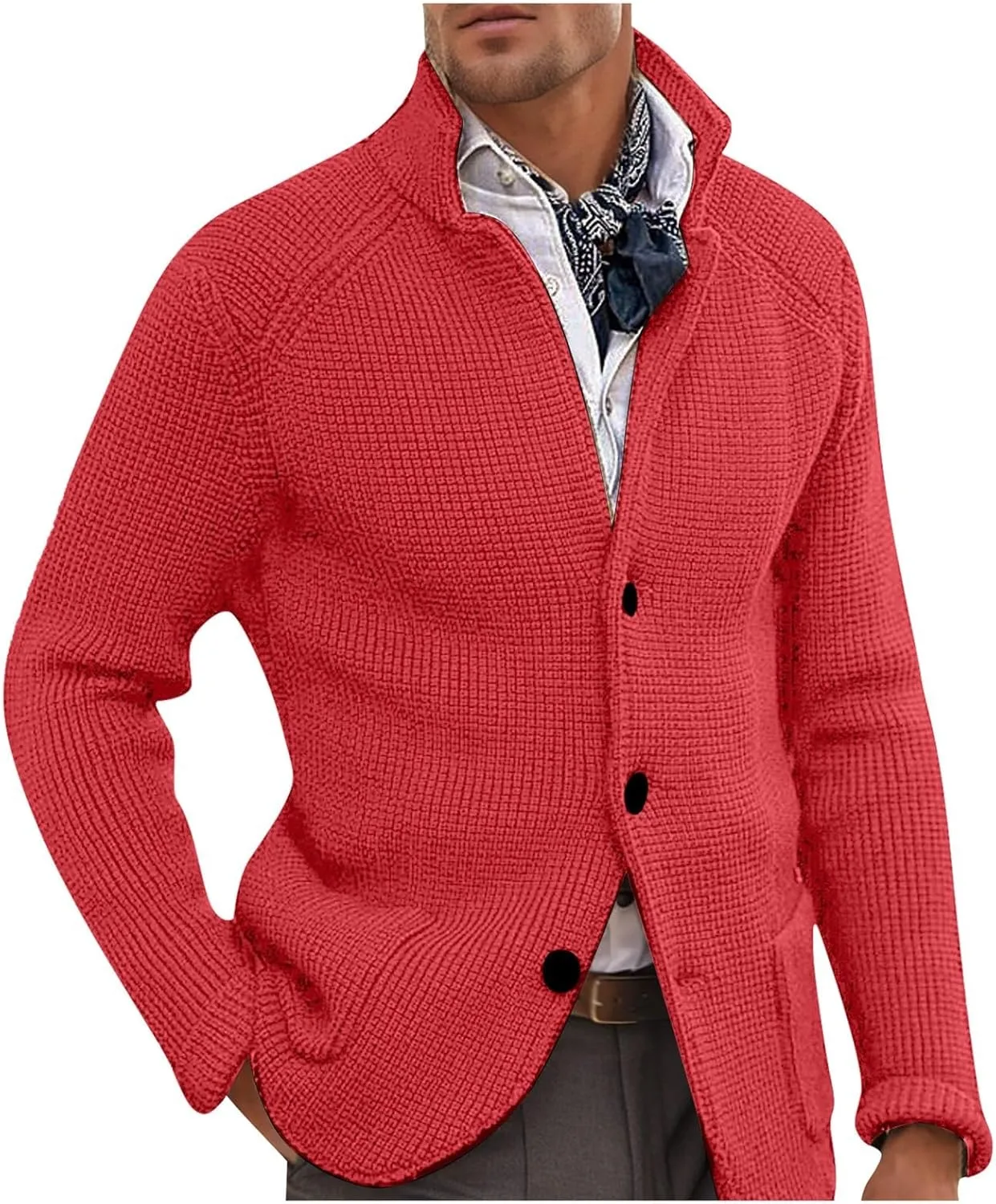 Мужской кардиган с шальным воротником, кабельной вязкой и карманами
Мужской кардиган с шальным воротником, кабельной вязкой и карманами