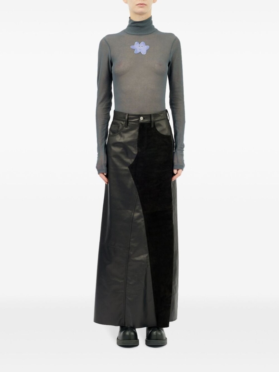 MM6 Maison Margiela длинная юбка из кожи с пятью карманами и вставками, черный
MM6 Maison Margiela длинная юбка из кожи с пятью карманами и вставками, черный