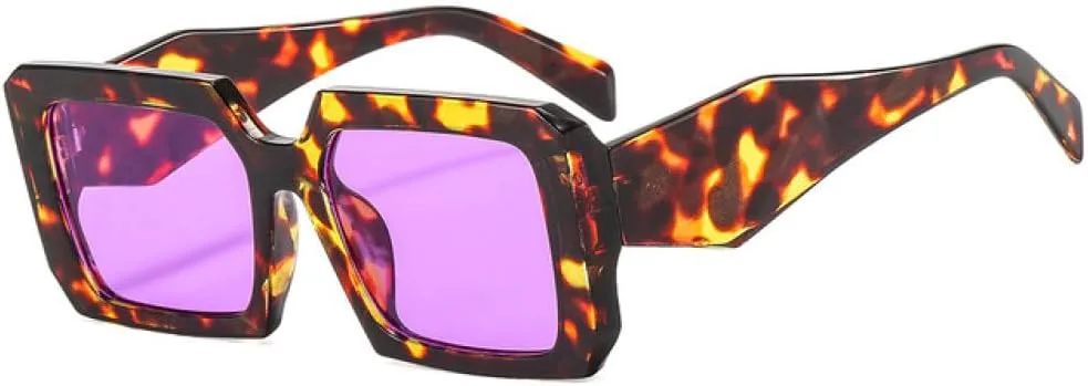 Модные квадратные солнцезащитные очки для женщин и мужчин в стиле ретро с крупной оправой, трендовые модели, защита от ультрафиолета UV400 MTZJH, Leopard Purple
Модные квадратные солнцезащитные очки для женщин и мужчин в стиле ретро с крупной оправой, трендовые модели, защита от ультрафиолета UV400 MTZJH, Leopard Purple