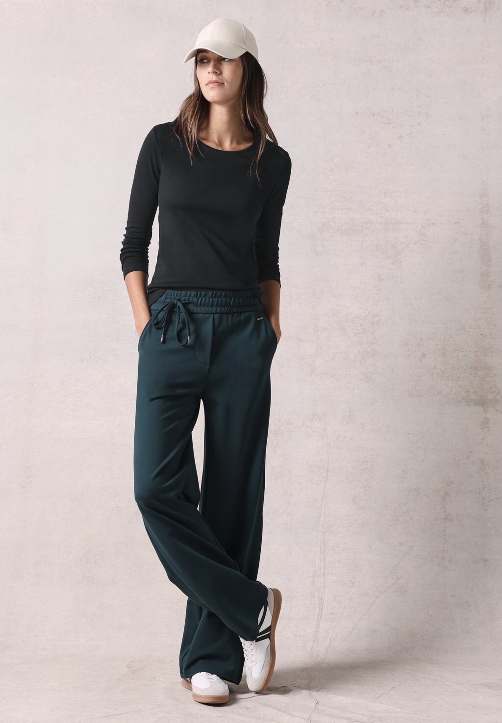 Топ с длинными рукавами Cecil, черный
Топ с длинными рукавами Cecil, черный