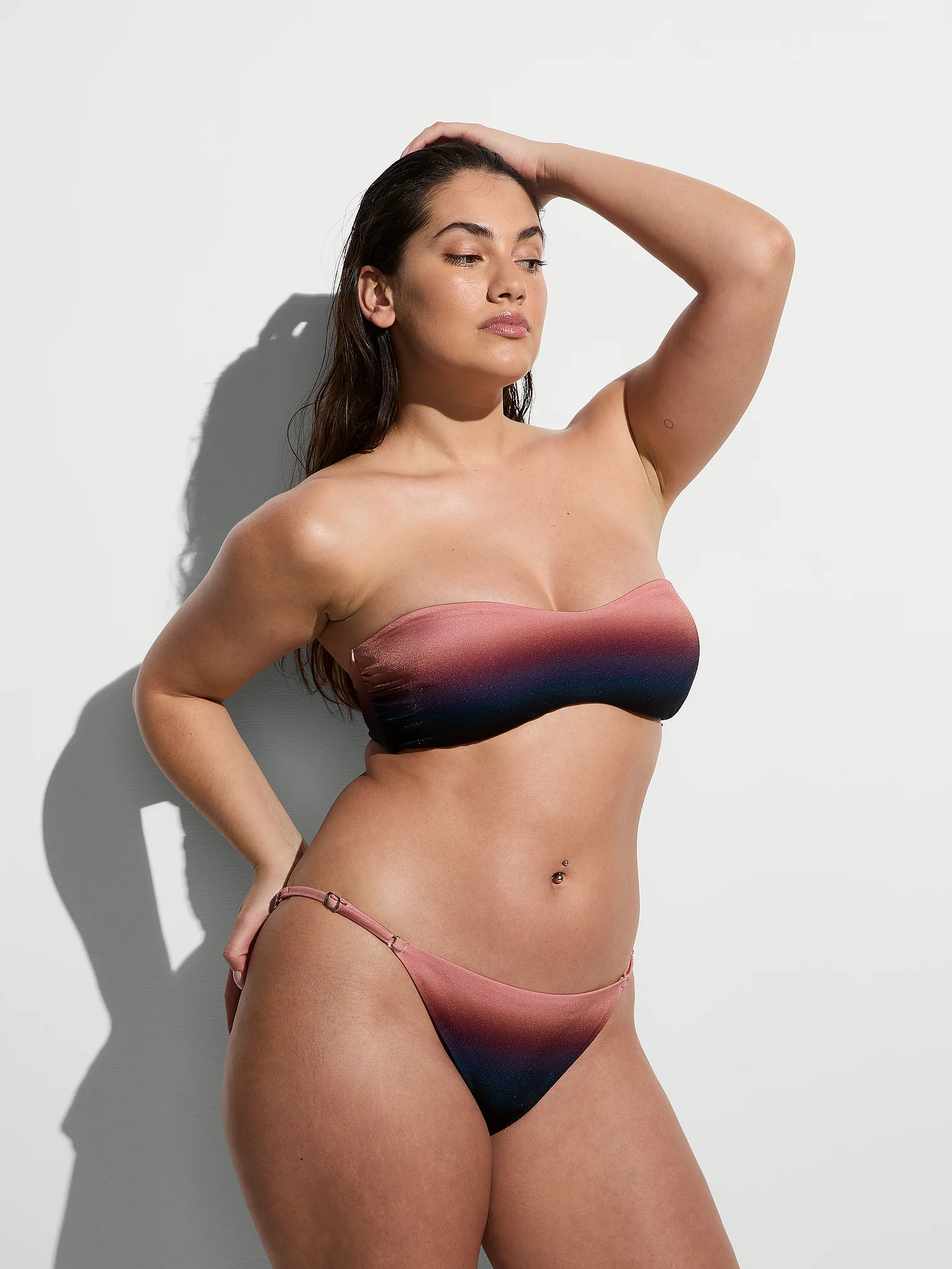 Купальник Victoria's Secret Swim Archives Sunset Ombré Adjustable String Bikini, розовый/темно-фиолетовый
Купальник Victoria's Secret Swim Archives Sunset Ombré Adjustable String Bikini, розовый/темно-фиолетовый