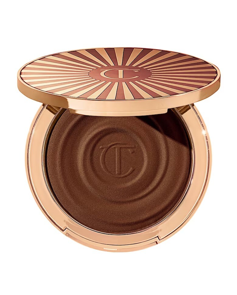 Бронзер Charlotte Tilbury Beautiful Skin Sun-Kissed Glow, 20 мл, оттенок 4 DEEP
Бронзер Charlotte Tilbury Beautiful Skin Sun-Kissed Glow, 20 мл, оттенок 4 DEEP