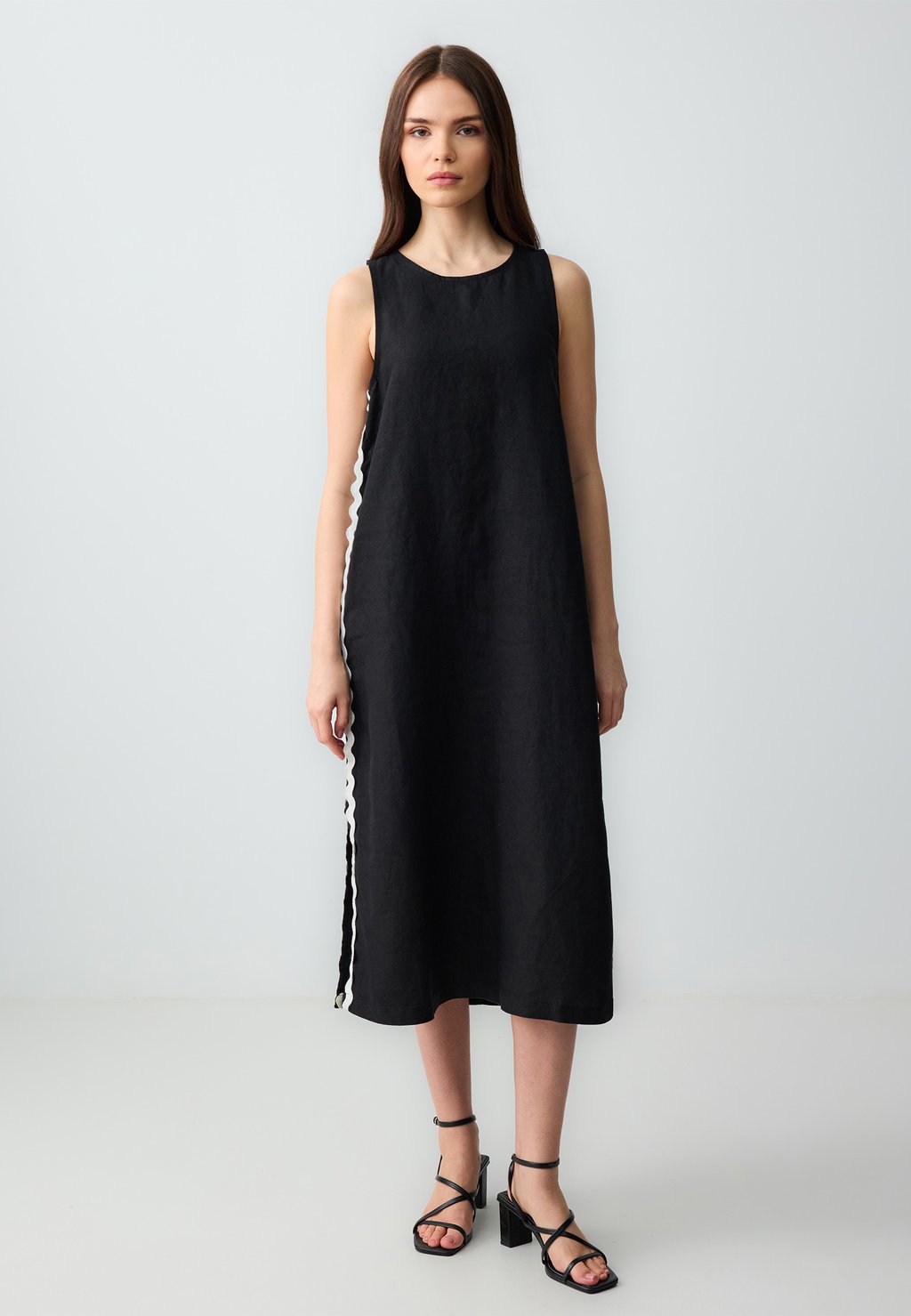 Повседневное платье Jimmy Key, черный
Повседневное платье Jimmy Key, черный