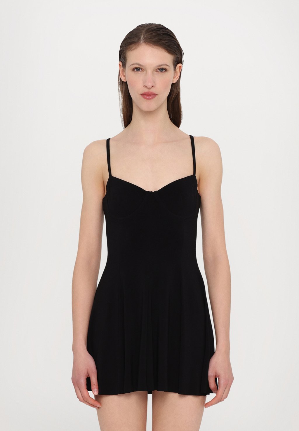 Коктейльное платье / Вечернее платье UNDERWIRE PICKLEBALL DRESS Norma Kamali, черный
Коктейльное платье / Вечернее платье UNDERWIRE PICKLEBALL DRESS Norma Kamali, черный