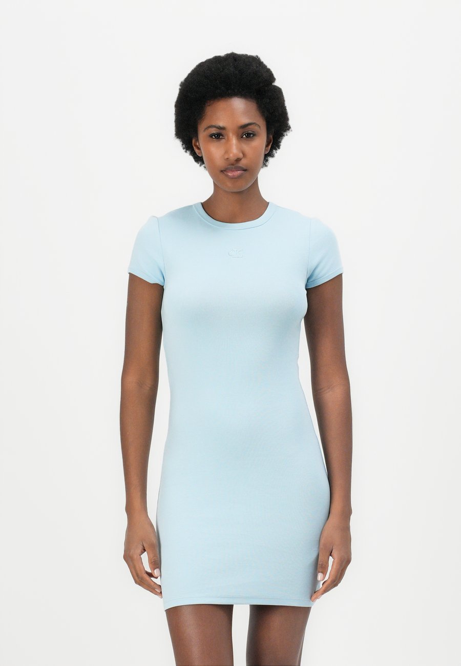 Платье Calvin Klein Jeans CONTOUR MINI DRESS, Cool Blue/Light Blue
Платье Calvin Klein Jeans CONTOUR MINI DRESS, Cool Blue/Light Blue