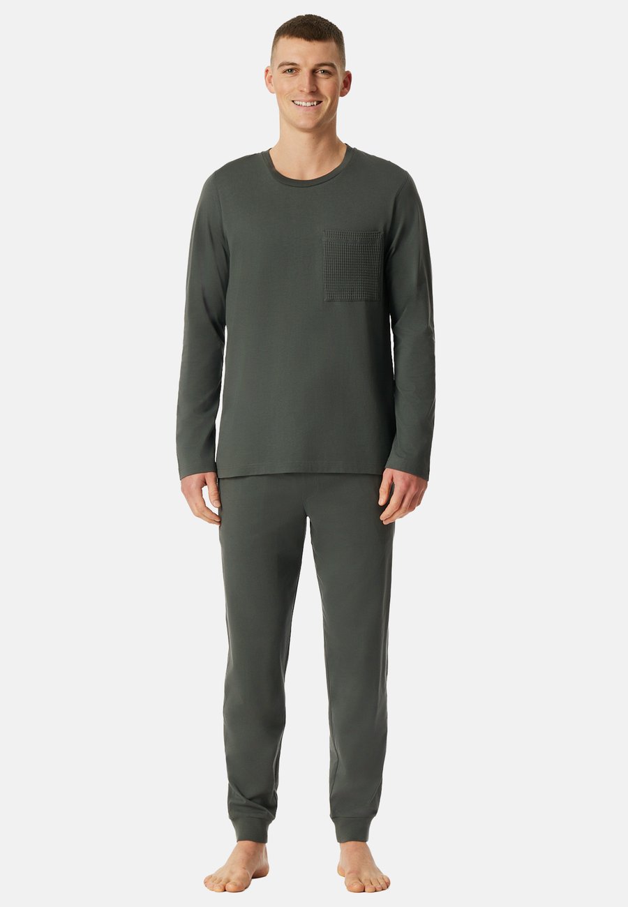 Пижамный комплект Schiesser SET, Dunkelgrün/Dark Green
Пижамный комплект Schiesser SET, Dunkelgrün/Dark Green