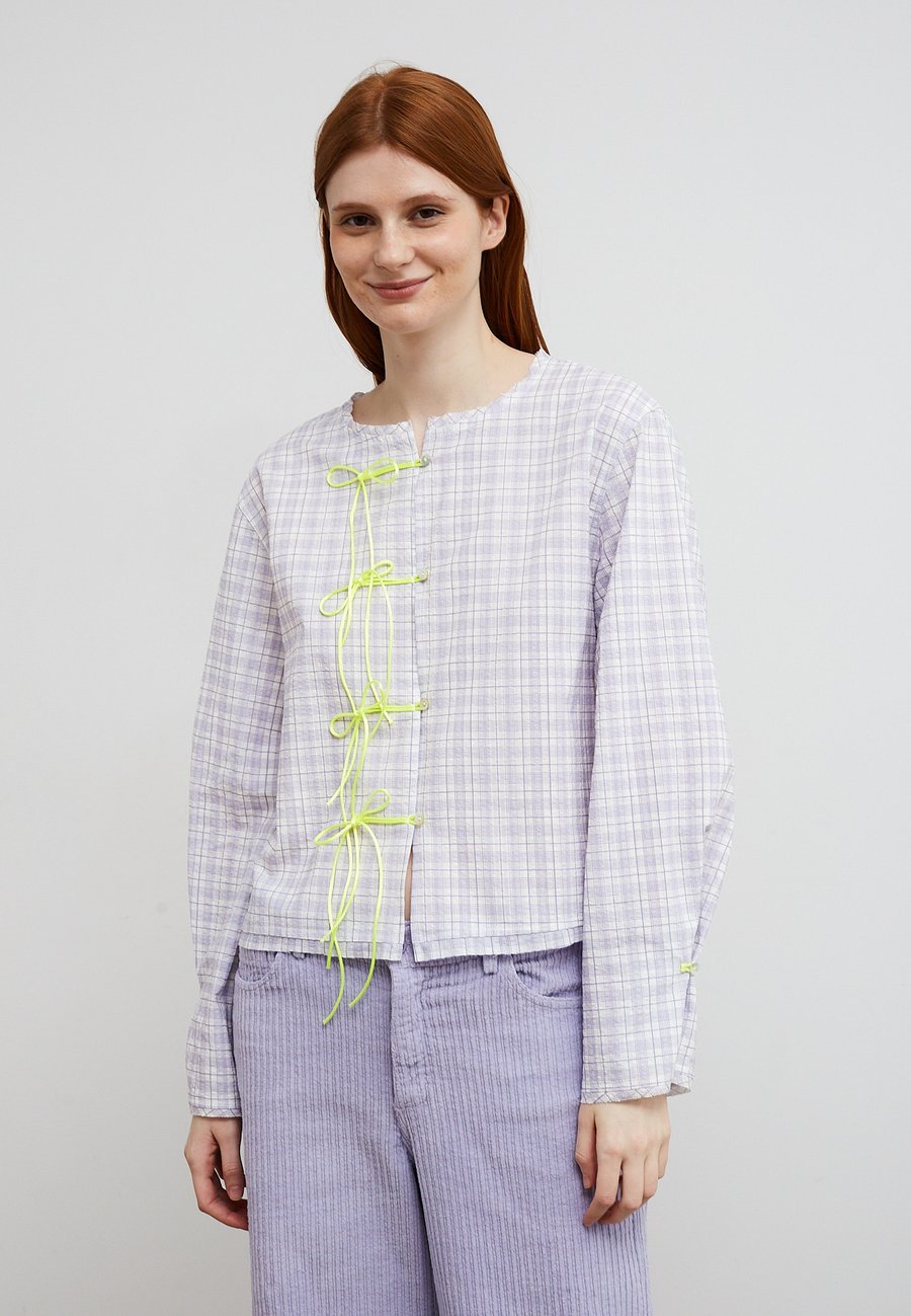 Блуза Dr. Bloom SHIRT FUSION, Lila/Lilac
Блуза Dr. Bloom SHIRT FUSION, Lila/Lilac