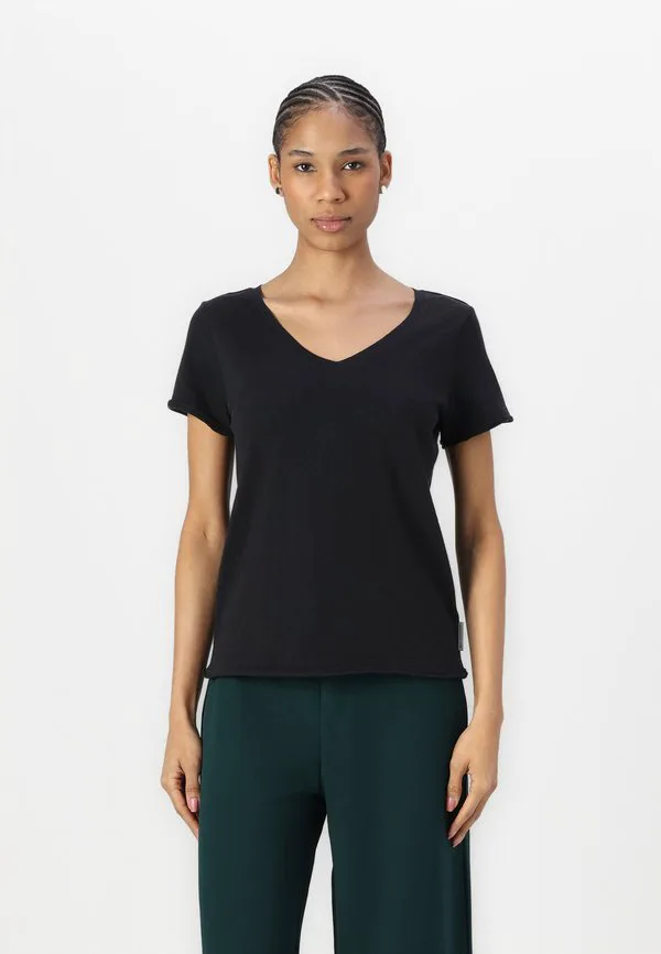 Базовая футболка с коротким рукавом и v-образным вырезом Marc O'Polo Denim, Black, Черный, Базовая футболка с коротким рукавом и v-образным вырезом Marc O'Polo Denim, Black
Базовая футболка с коротким рукавом и v-образным вырезом Marc O'Polo Denim, Black, Черный, Базовая футболка с коротким рукавом и v-образным вырезом Marc O'Polo Denim, Black