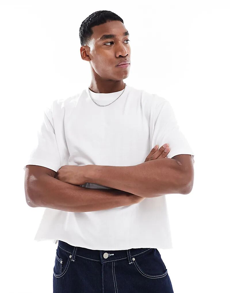 Укороченная футболка Bershka с короткими рукавами белого цвета 
Укороченная футболка Bershka с короткими рукавами белого цвета