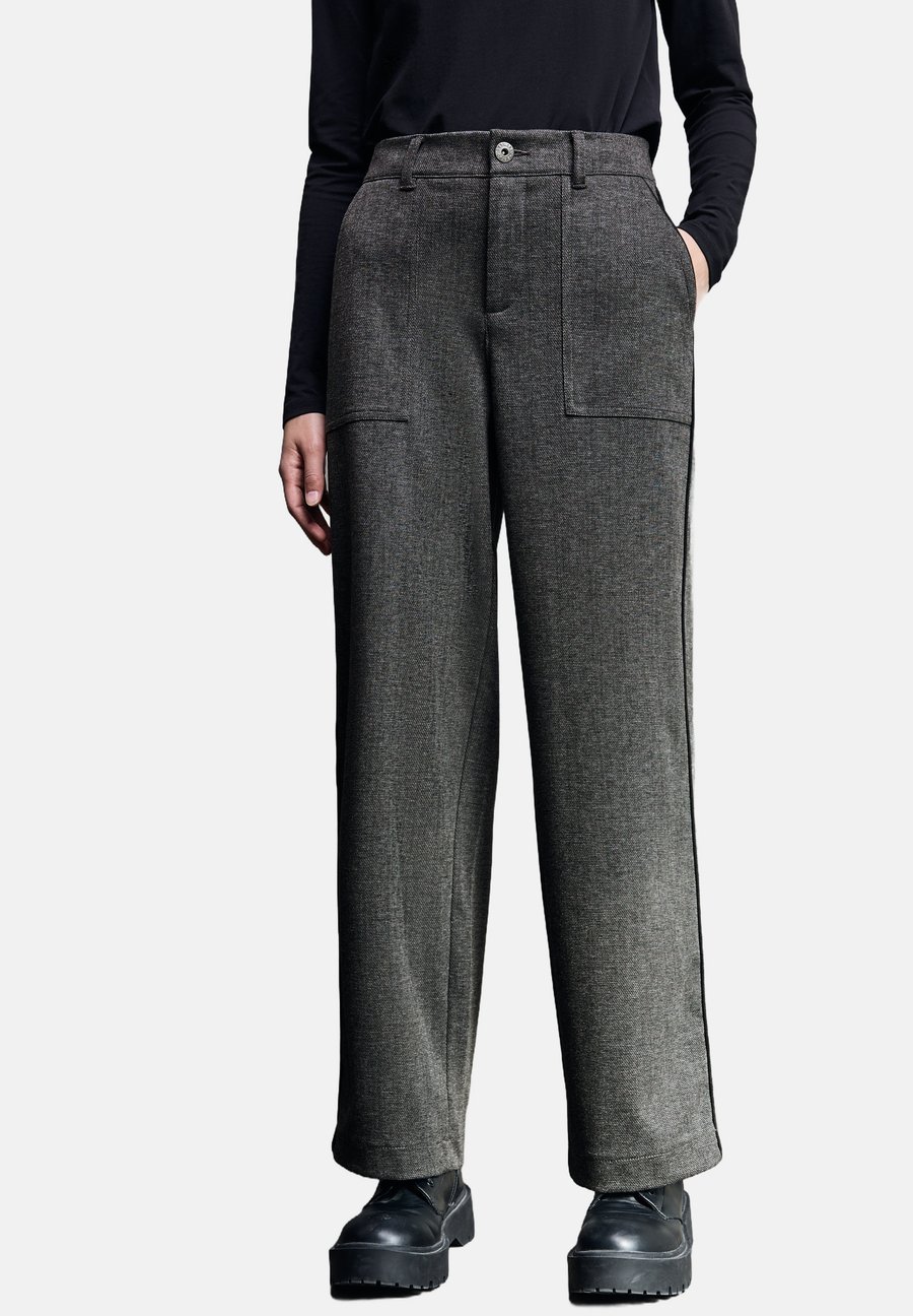Брюки Street One Studio STRAIGHT, Grau/Dark Grey
Брюки Street One Studio STRAIGHT, Grau/Dark Grey