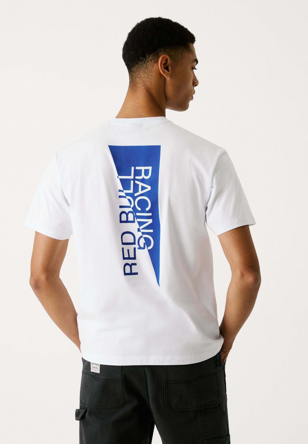 Футболка с принтом TEE Red Bull Racing x Pepe Jeans, белый
Футболка с принтом TEE Red Bull Racing x Pepe Jeans, белый