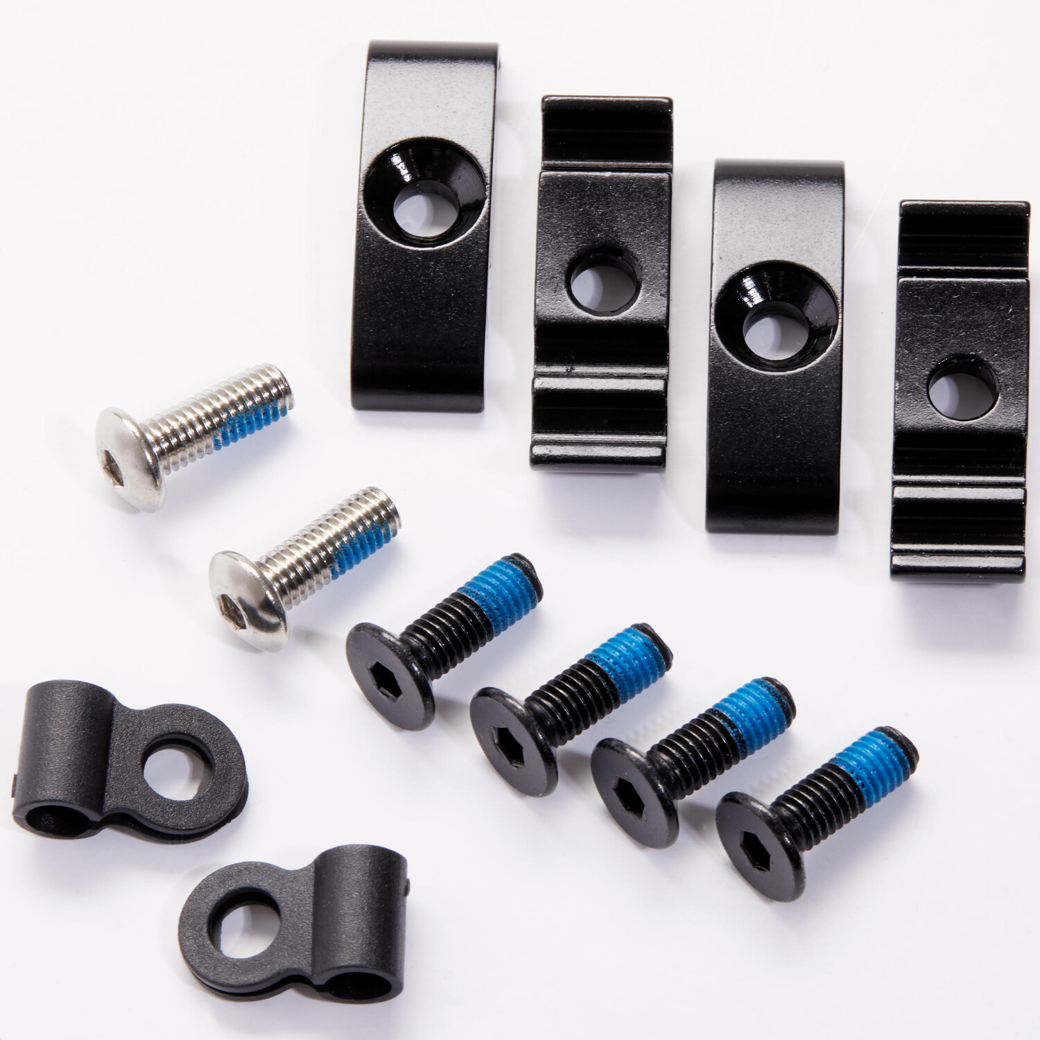 Комплект для проводки кабеля для xc и am алюминиевый rockrider 
Комплект для проводки кабеля для xc и am алюминиевый rockrider